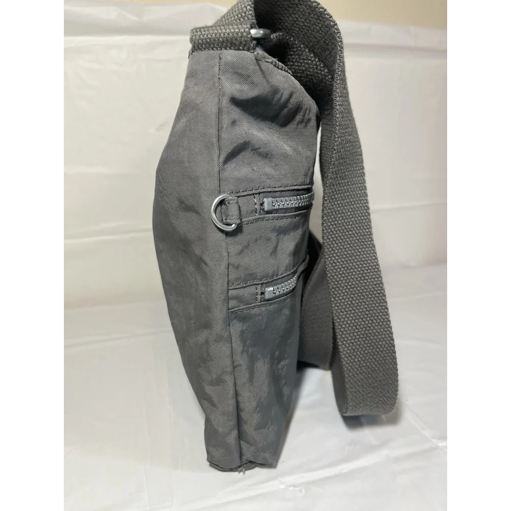 Kipling Alvar Gray Nylon Crossbody Bag Adjustable Strap Zip Pockets